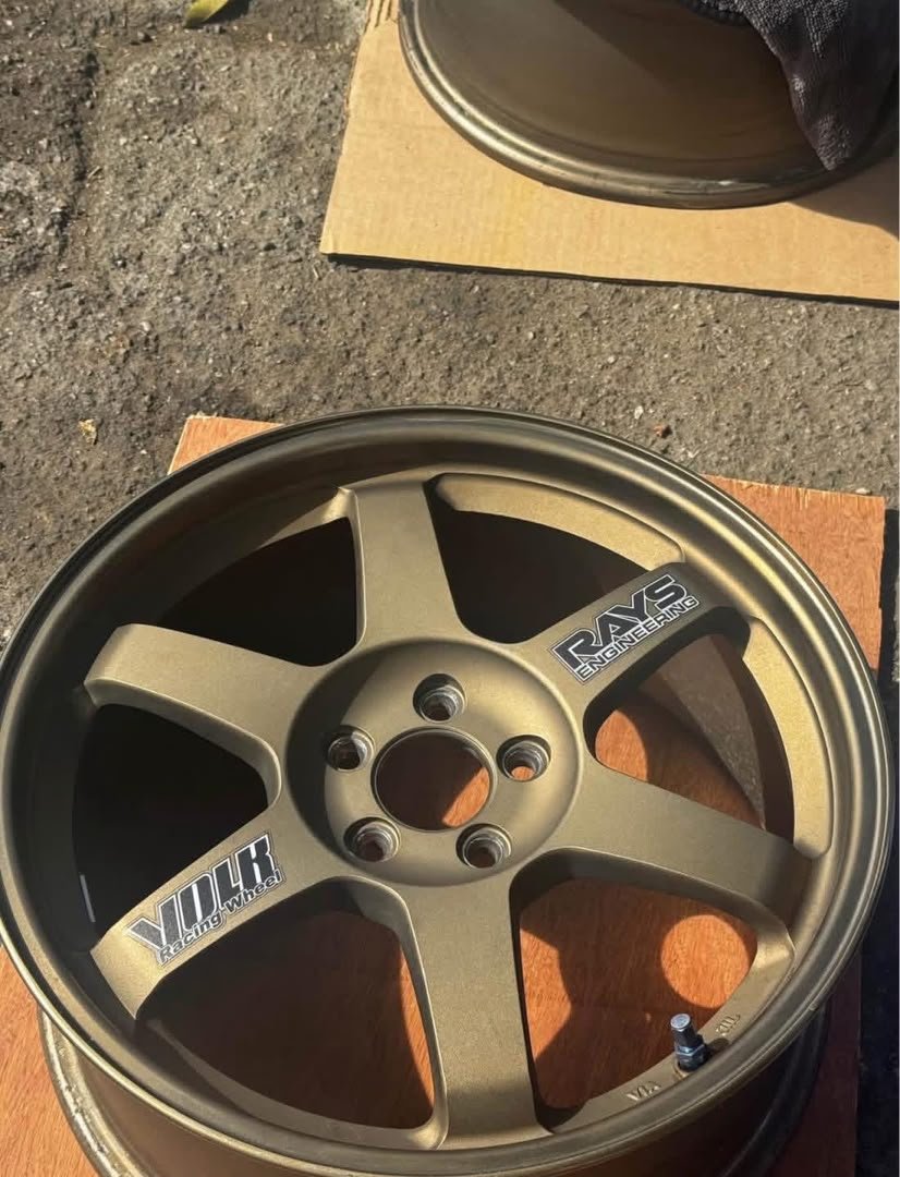 2003 RAYS Volk TE 37’s