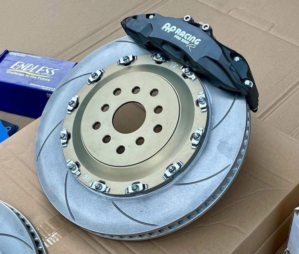AP Racing Pro 5000 R complete brake kit for Impreza STI